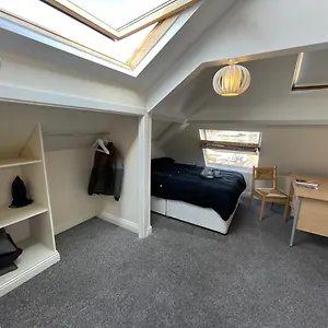  Guest house Cosy In City Centre